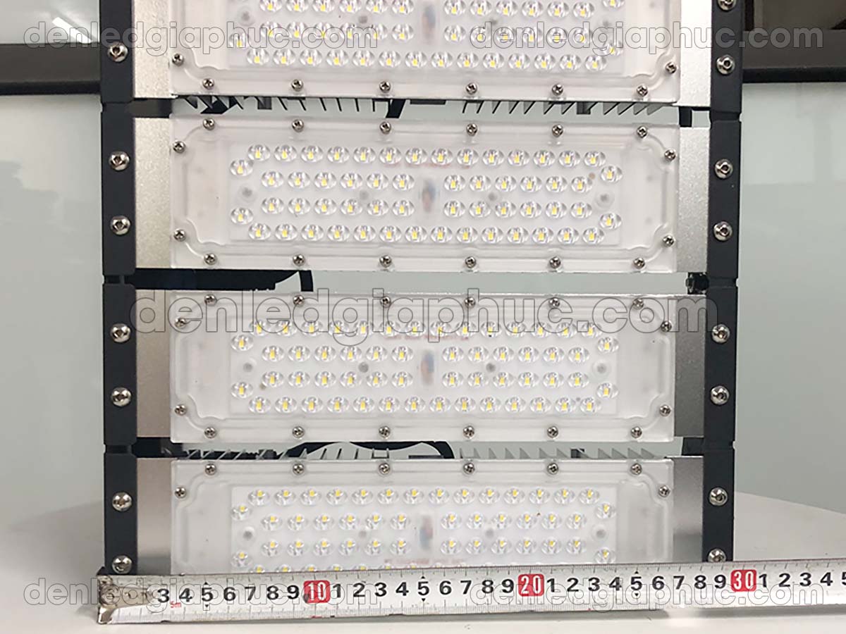 Hình ảnh đèn led module 200w Hình ảnh đèn led module 200w