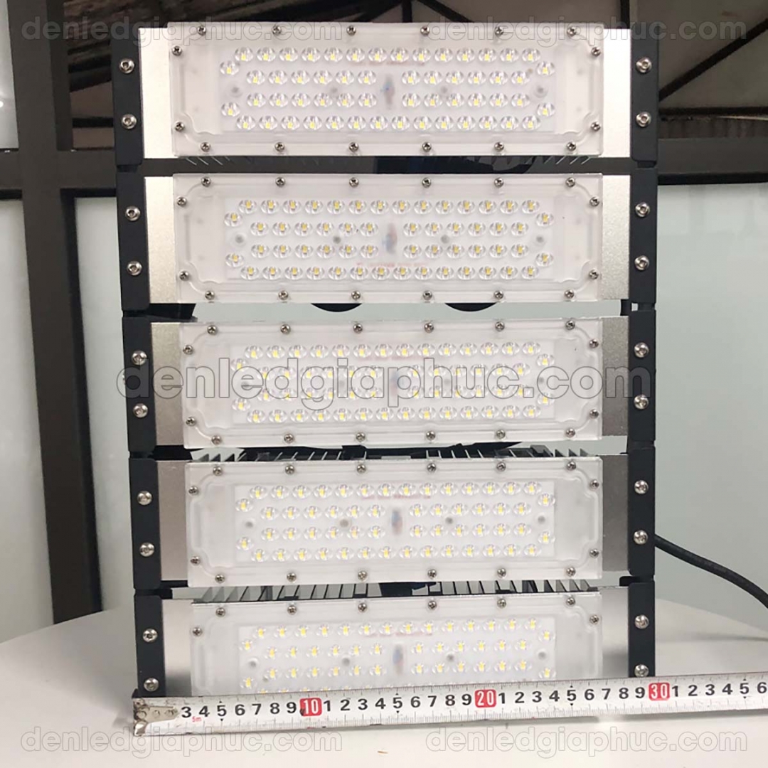 Hình ảnh đèn pha module 250w