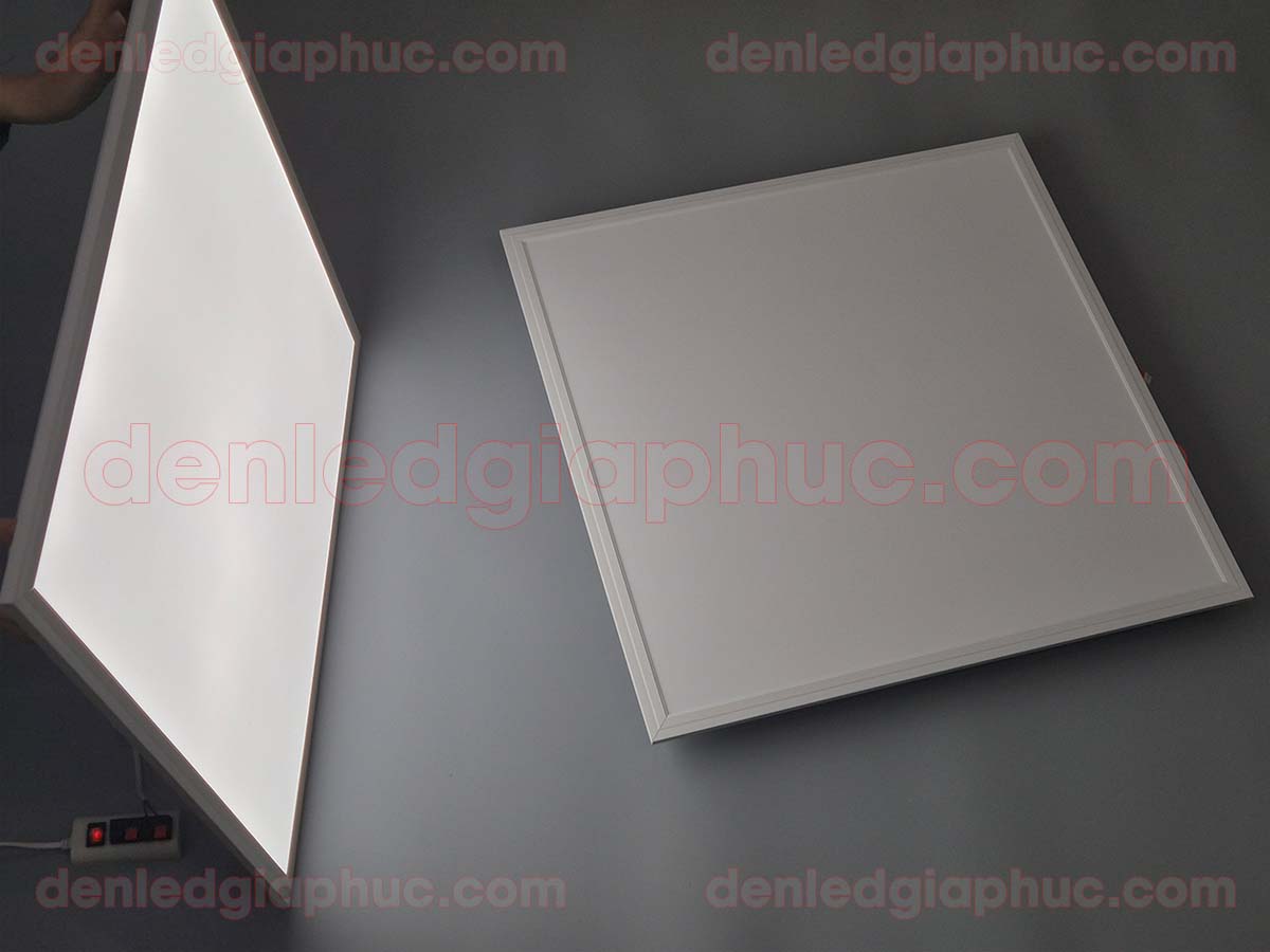 Hình ảnh đèn la phông trần thả 600x600