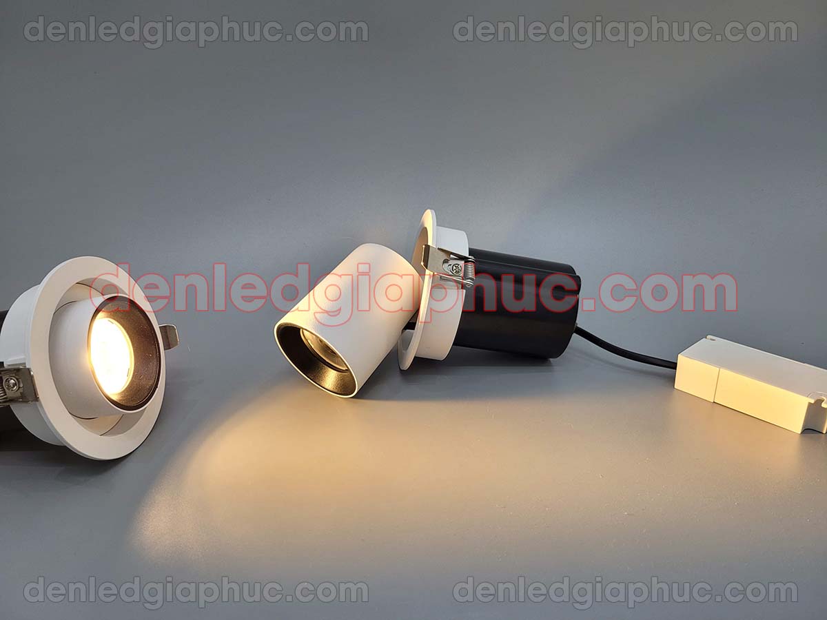 Hình ảnh đèn spotlight âm trần xoay 360 độ