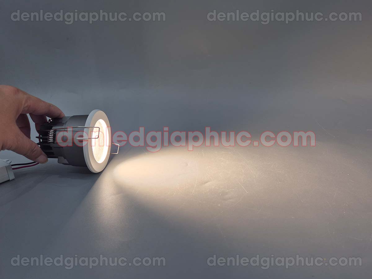 Hình ảnh IP65 Waterproof LED Spotlight 18w